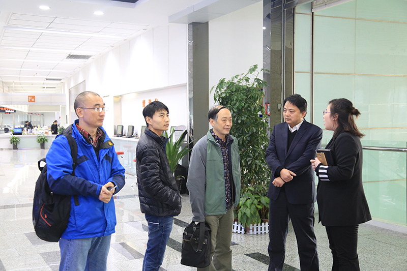 南京科技成果转化服务中心和东南大学一行到访大市场